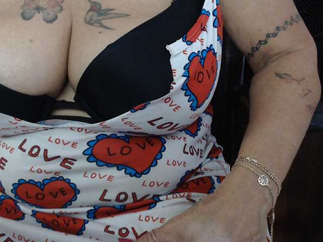 malenasaenz live webcam show