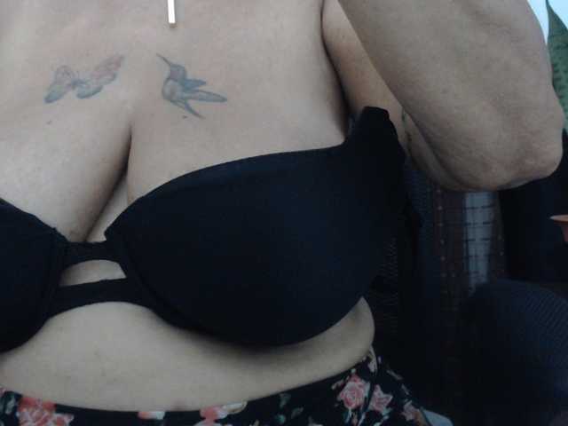 malenasaenz live cam preview