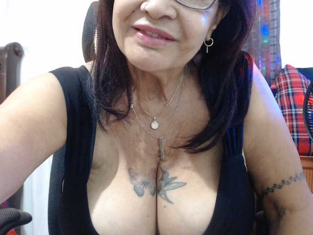 malenasaenz live cam on BongaCams