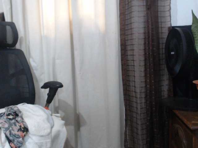 malenasaenz live cam preview