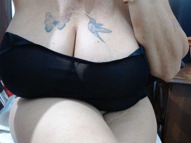 malenasaenz live cam preview