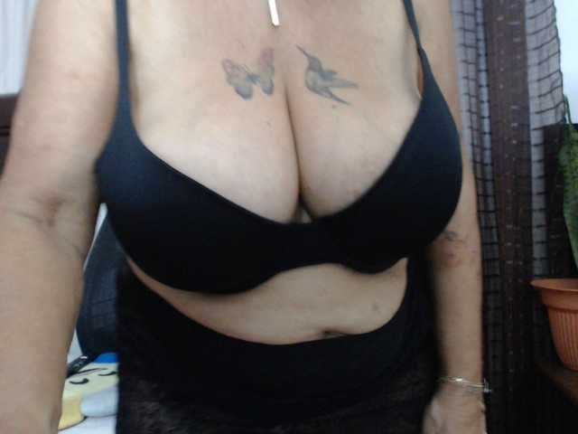malenasaenz live cam on BongaCams