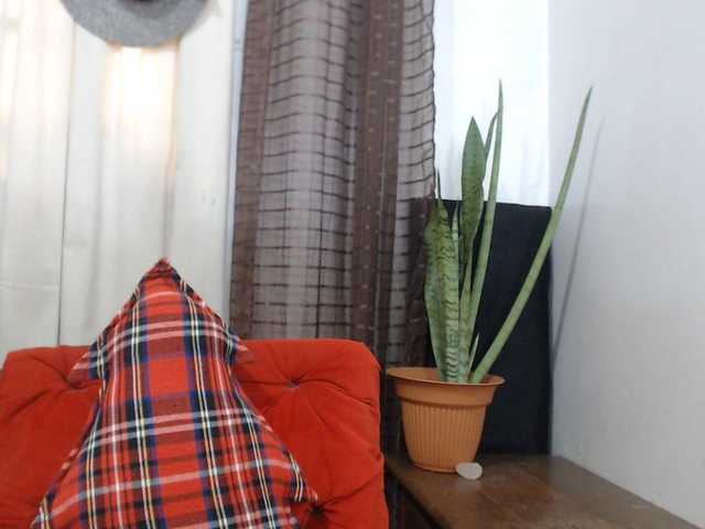 malenasaenz live cam on BongaCams