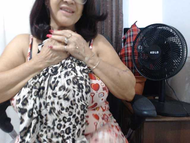malenasaenz live cam on BongaCams