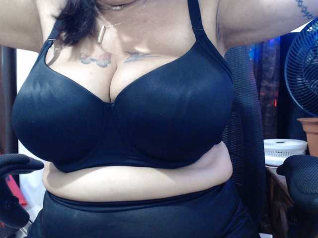 malenasaenz live cam on BongaCams