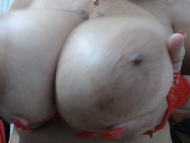 malenasaenz live cam on BongaCams