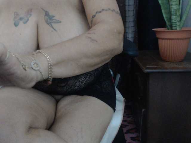 malenasaenz live cam on BongaCams