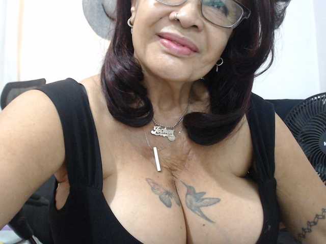 malenasaenz live cam on BongaCams