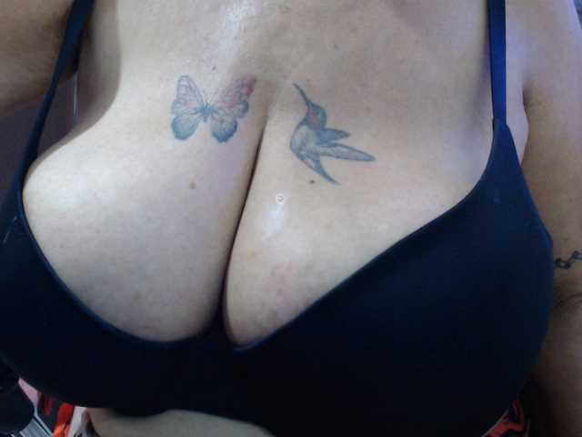 malenasaenz live cam on BongaCams