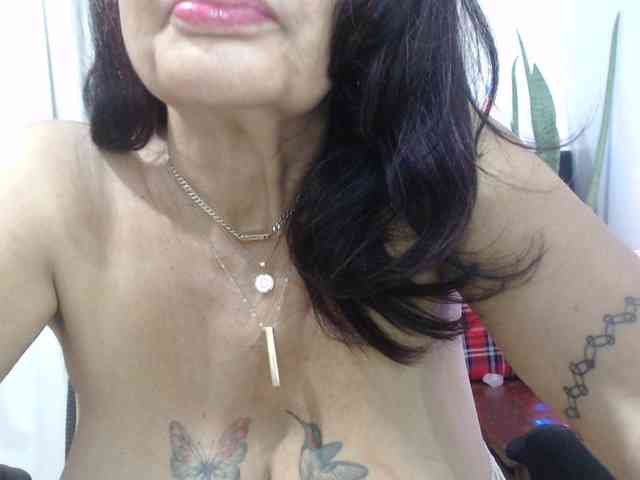 Modelo: malenasaenz