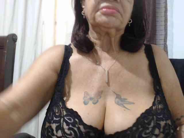 Modelo: malenasaenz