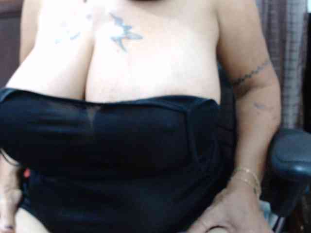 Modelo: malenasaenz