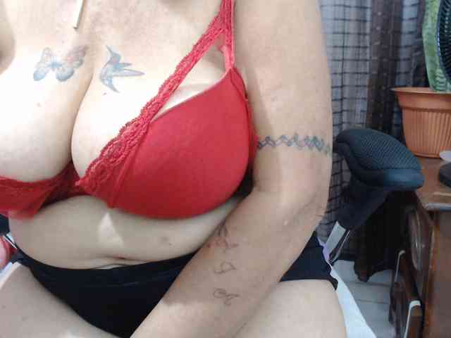 Modelo: malenasaenz