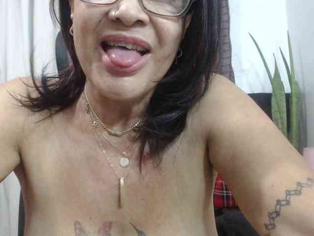 malenasaenz