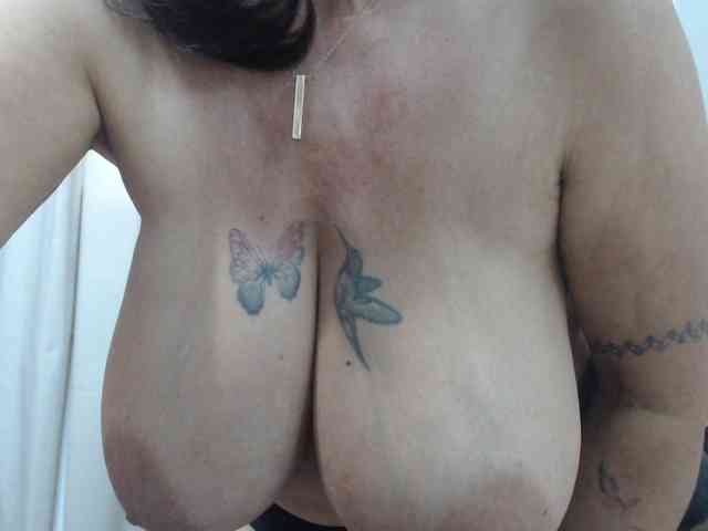 Modelo: malenasaenz