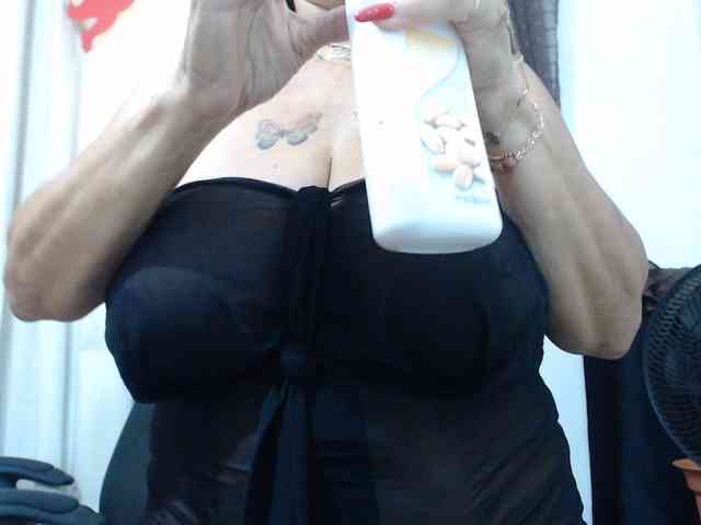 Modelo: malenasaenz