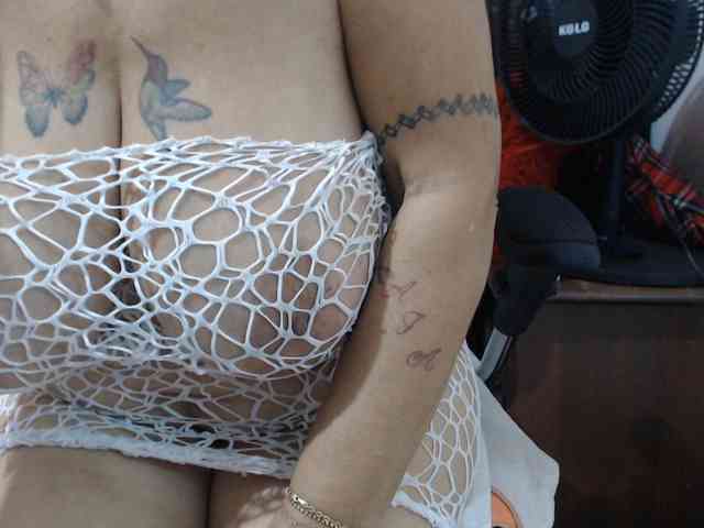 Modelo: malenasaenz