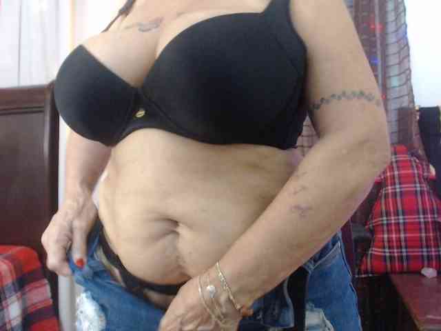 Modelo: malenasaenz