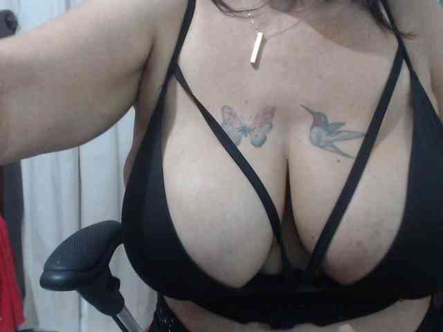 malenasaenz
