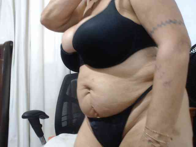 Modelo: malenasaenz