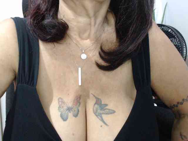 malenasaenz