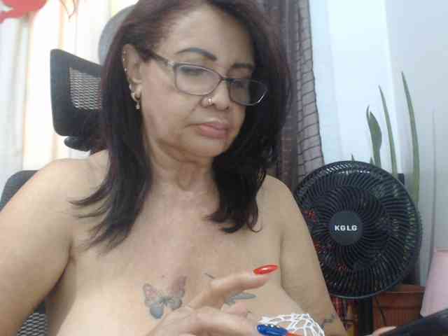 Modelo: malenasaenz