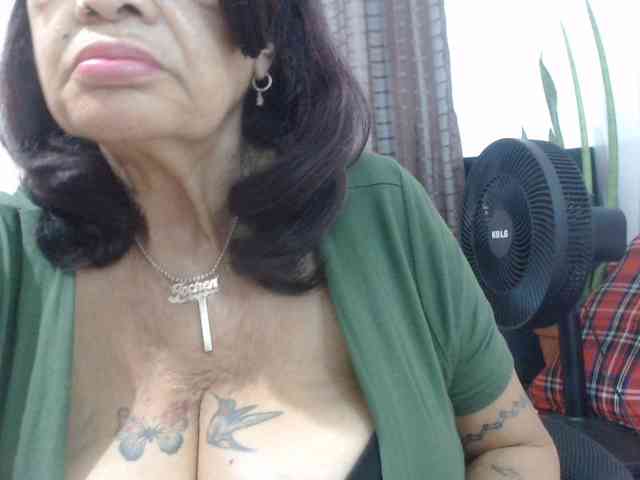 Modelo: malenasaenz