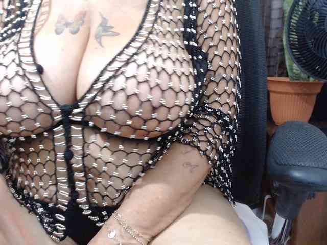 Modelo: malenasaenz