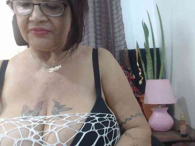Modelo: malenasaenz
