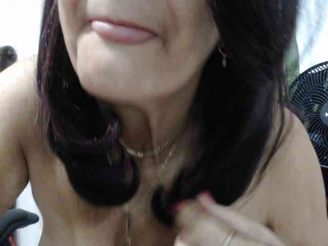 Modelo: malenasaenz