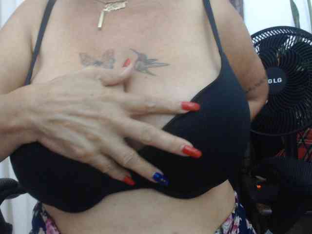 Modelo: malenasaenz