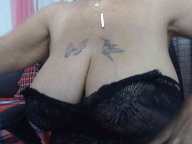 Modelo: malenasaenz