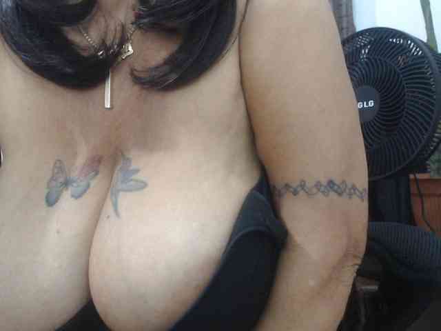 malenasaenz Live Webcam on BongaCams