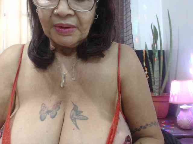 Modelo: malenasaenz