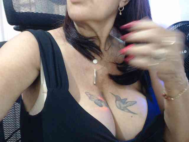 Modelo: malenasaenz