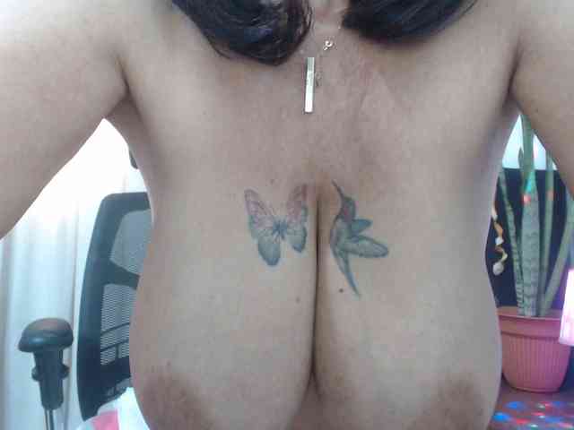 Modelo: malenasaenz