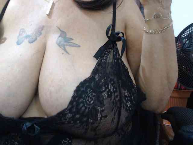 Modelo: malenasaenz