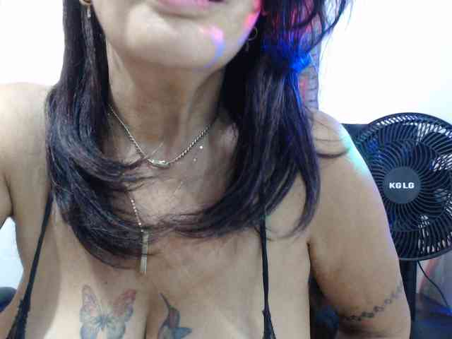 Modelo: malenasaenz
