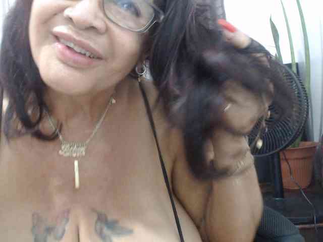 malenasaenz Live Webcam on BongaCams