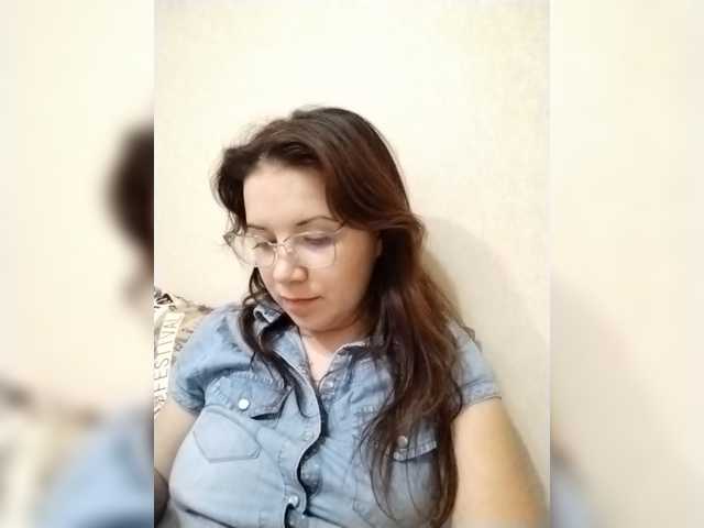 AZET-9 live cam on BongaCams