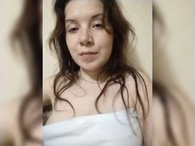 MilfDana live cam preview