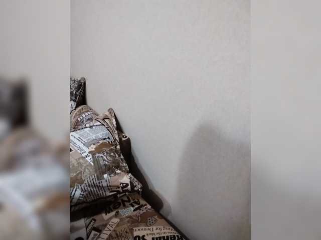 AZET-9 live cam on BongaCams