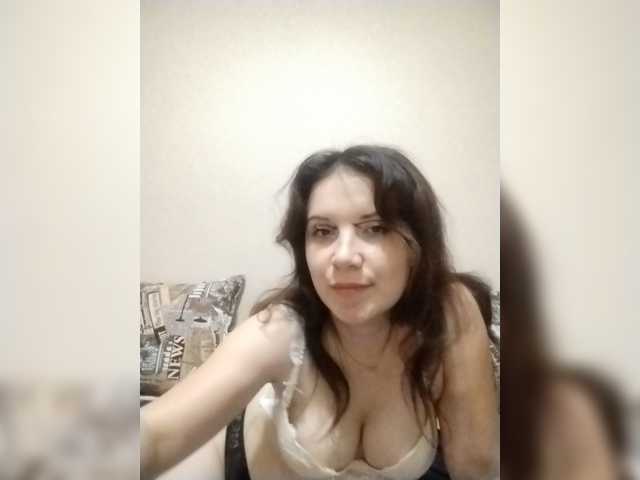 AZET-9 live cam on BongaCams