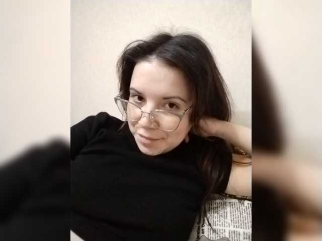 AZET-9 live cam on BongaCams