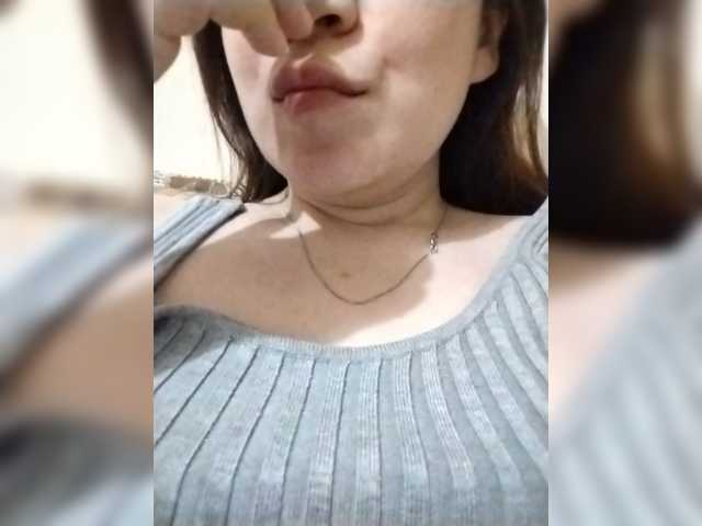 AZET-9 live cam on BongaCams