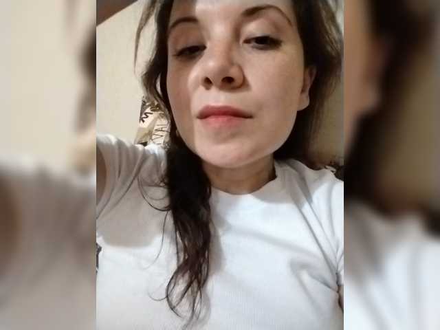 AZET-9 live cam on BongaCams