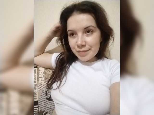 AZET-9 live cam on BongaCams