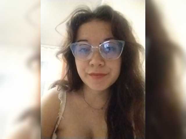 AZET-9 live cam on BongaCams