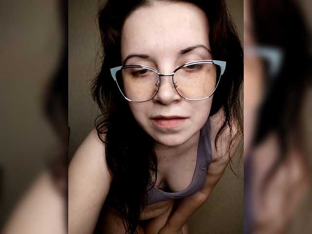 AZET-9's BongaCams show and profile