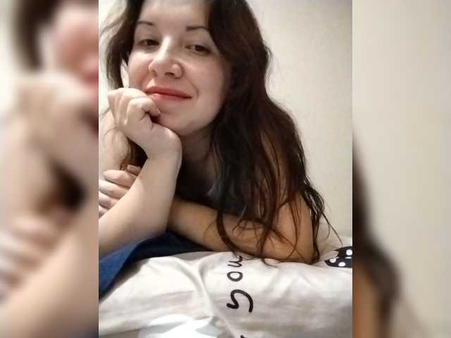 AZET-9 live cam on BongaCams